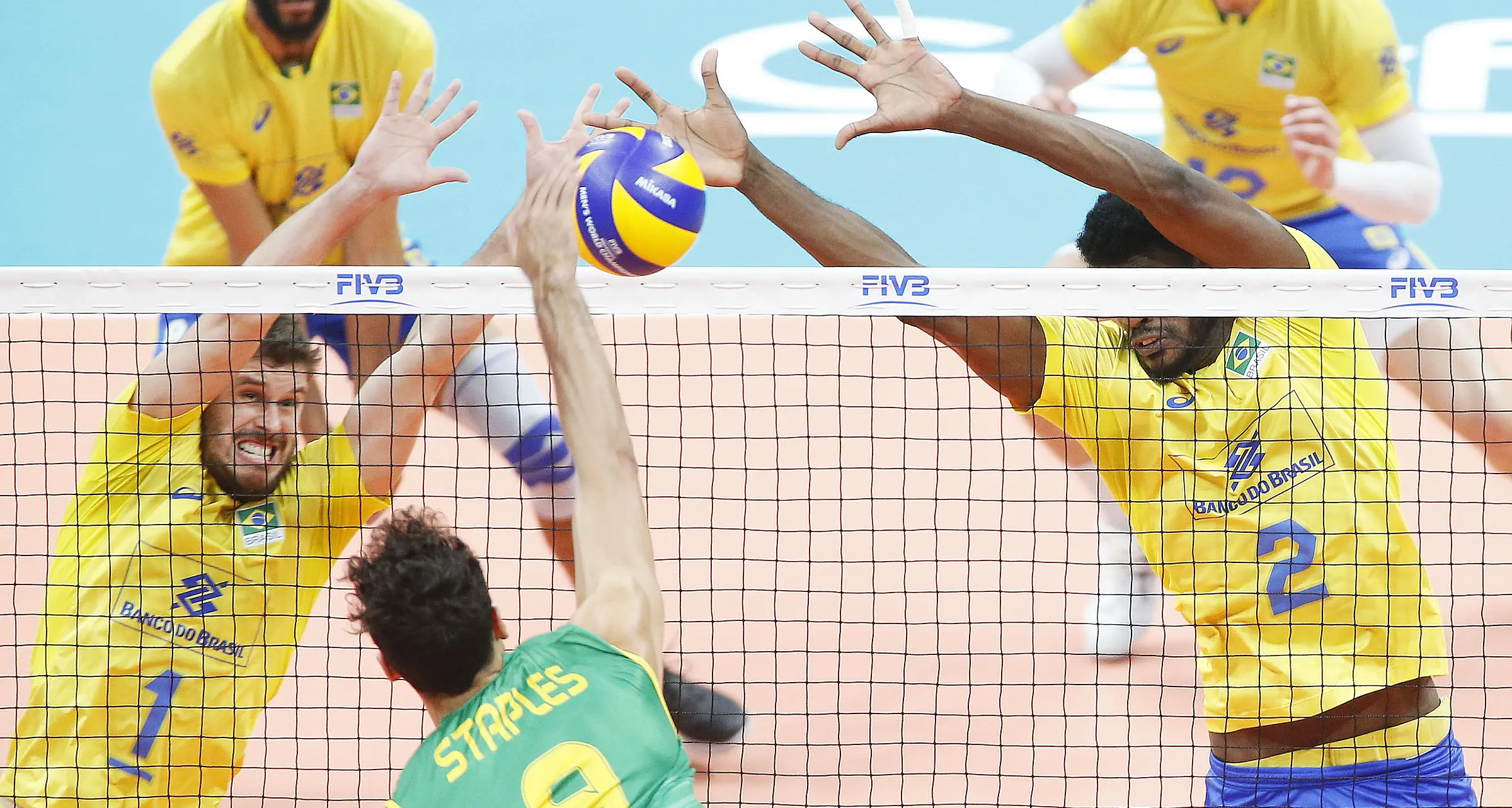 Il Brasile schiaccia l'Australia e prenota la Final Six di Torino