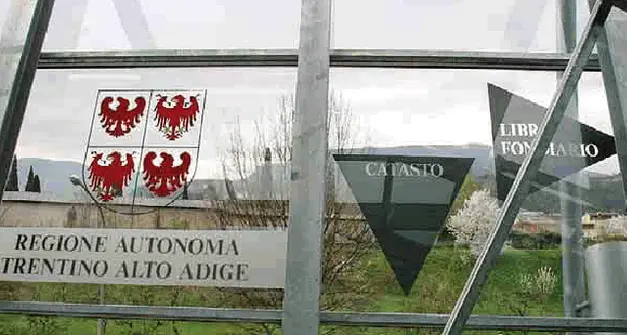 Stretta sull'Imis agevolata ai contadini Nel mirino case e agriturismi