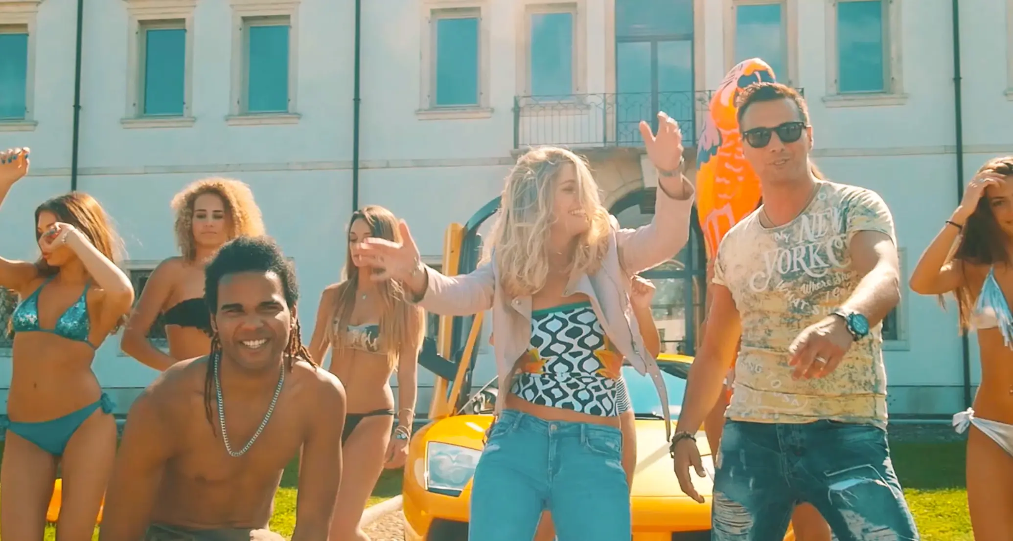 Carol e Luka lanciano il singolo “Bonita” per Global Label Records Italy