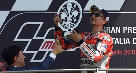 Motogp, ufficiale: Lorenzo passa alla Honda dal 2019