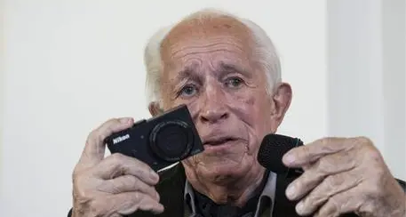 Addio a David Douglas Duncan Fotografo e amico di Picasso