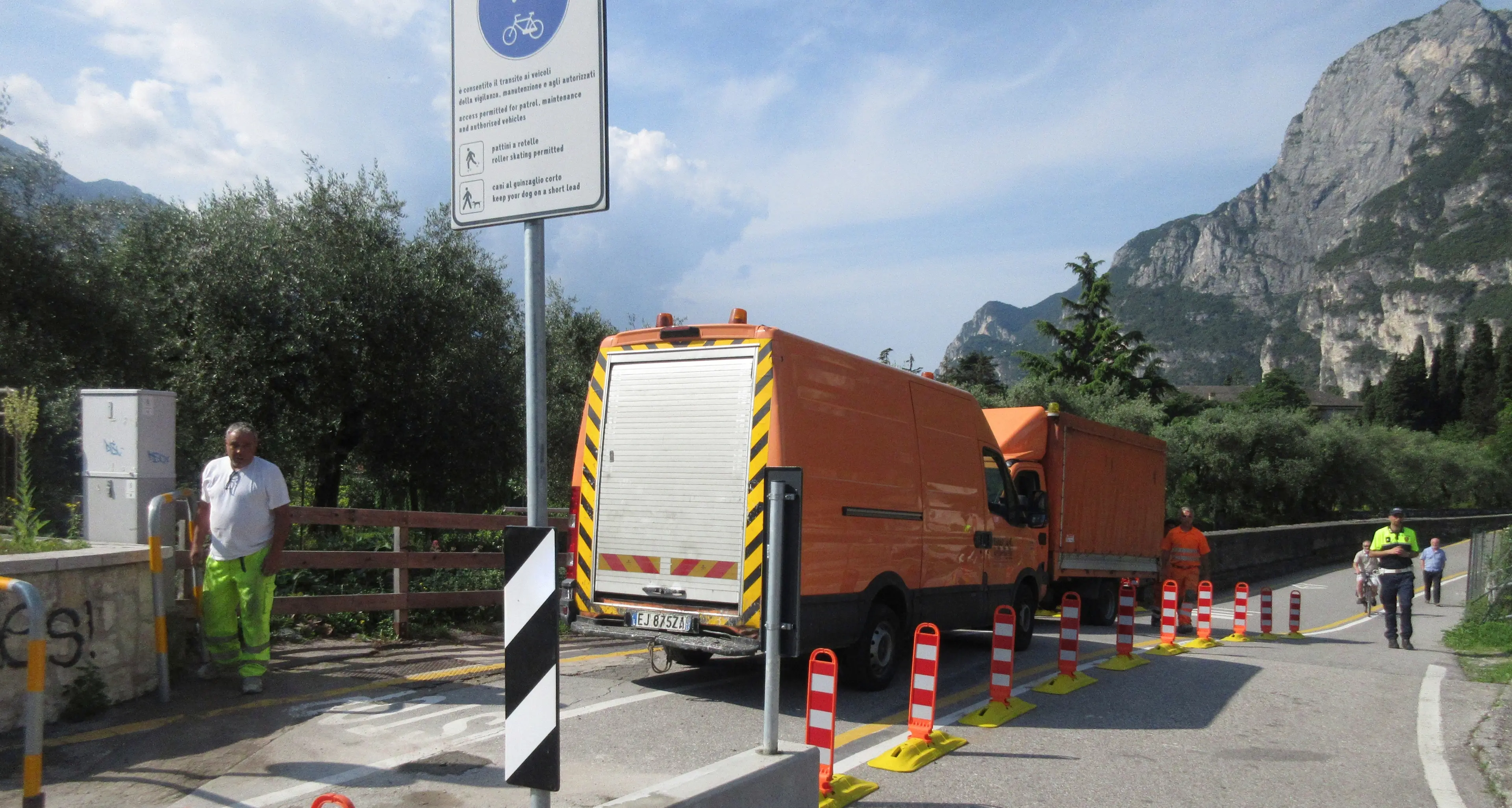 Dissuasori e nuovi birilli per blindare l'ex Cattoi
