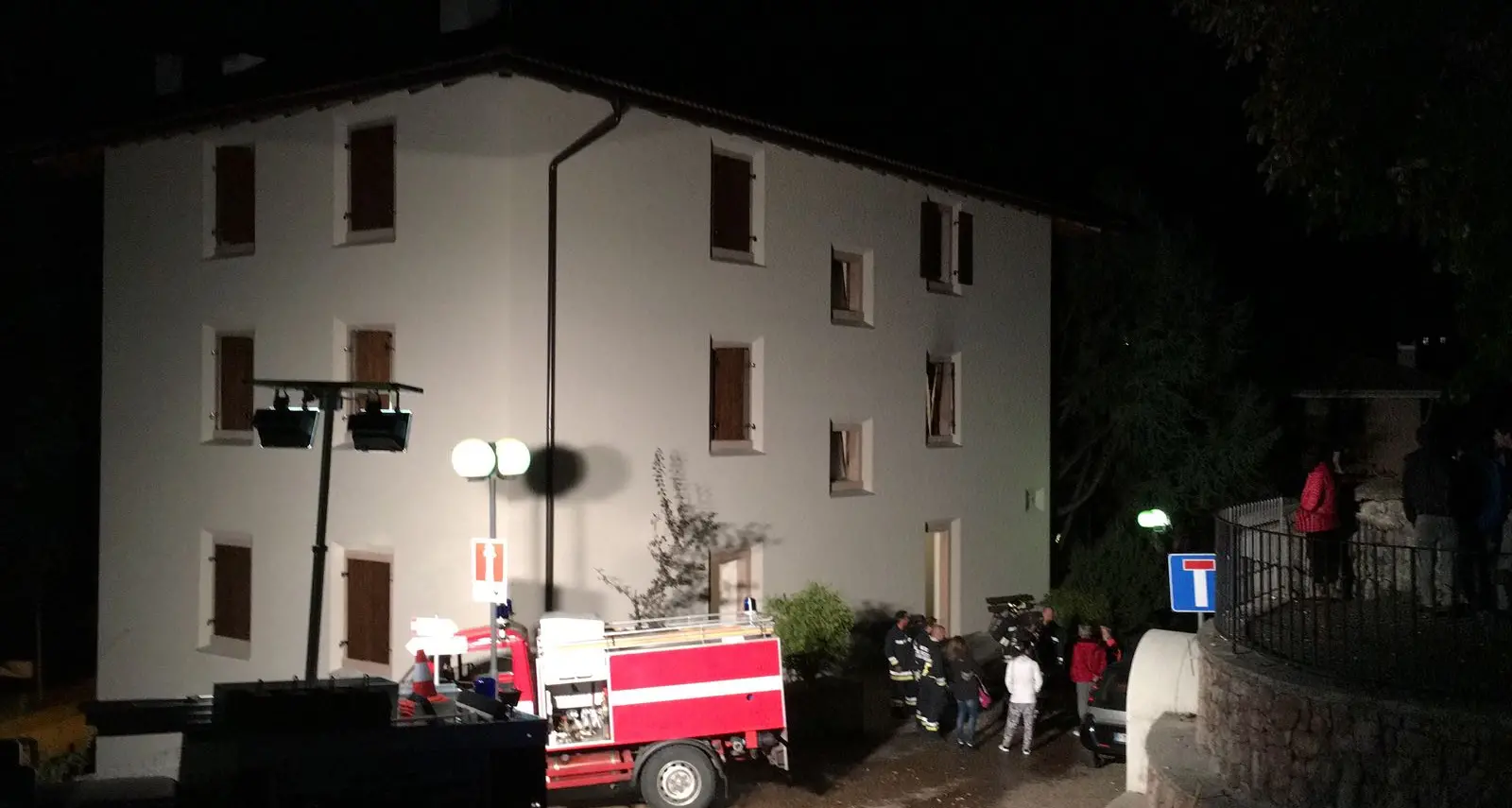 San Lorenzo in Banale, esplosione in appartamento Paura per 3 famiglie in una palazzina Itea