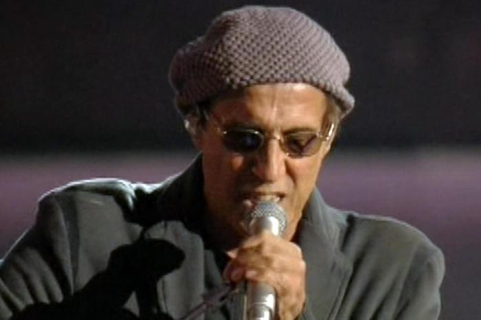 Il sindaco di Verona: «Nuovo show di Celentano»