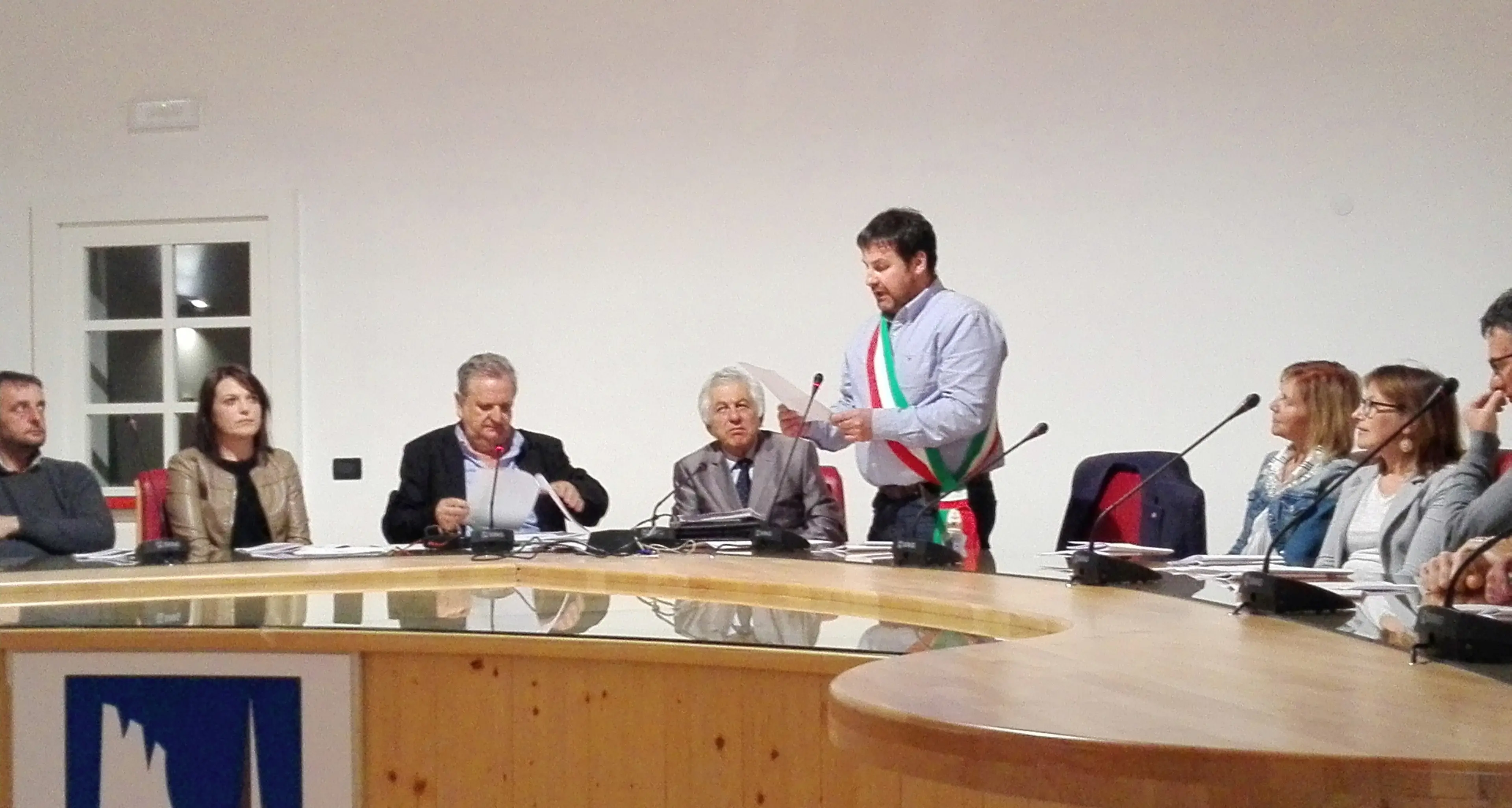 Sèn Jan, primo consiglio con un presidente