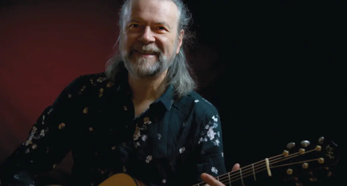 L'omaggio a De Andrè di Gambetta e e Barbera chiude stasera Itinerari Folk