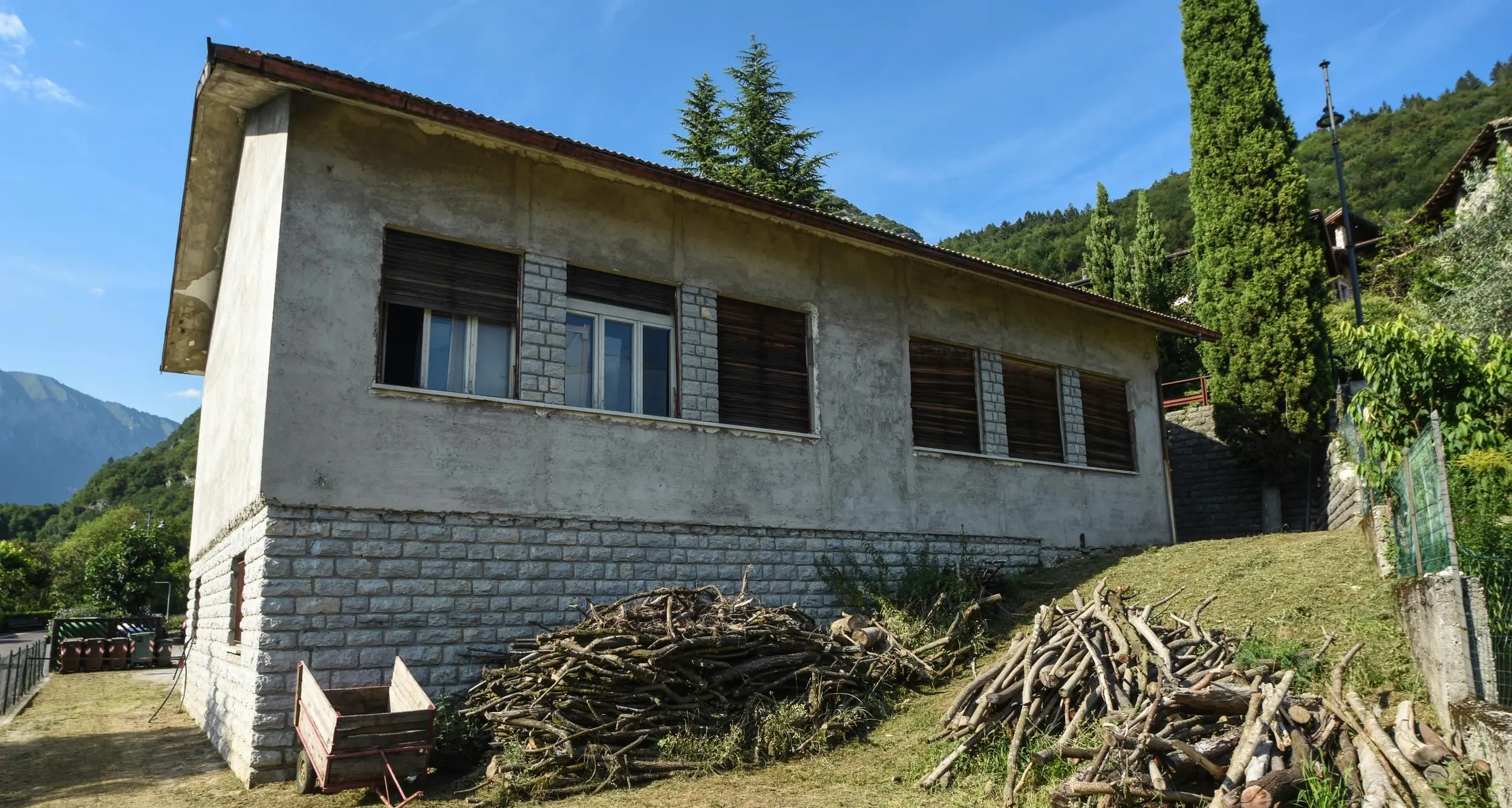 Canale, le ex scuole saranno abbattute