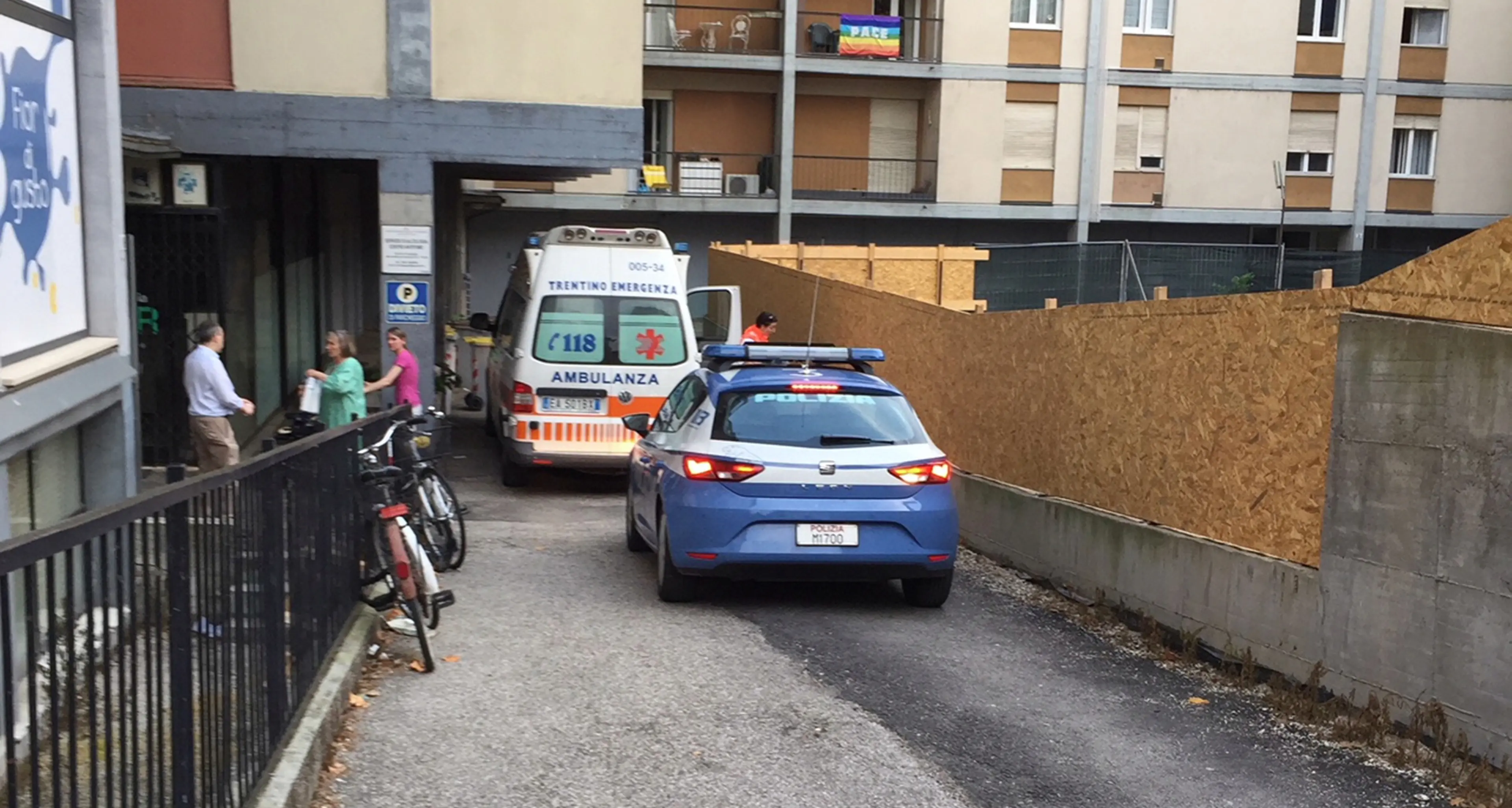 Era morta in casa da giorni 70enne trovata ieri dal figlio