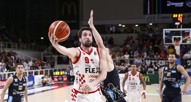 Primo colpo dell'Aquila: ufficiale Fabio Mian