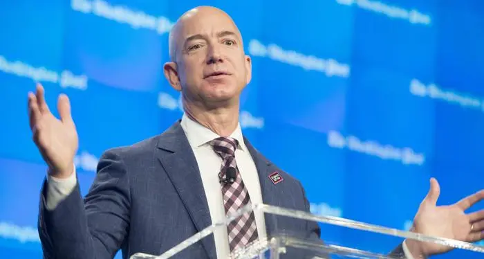 Amazon tratta con Hollywood per i film