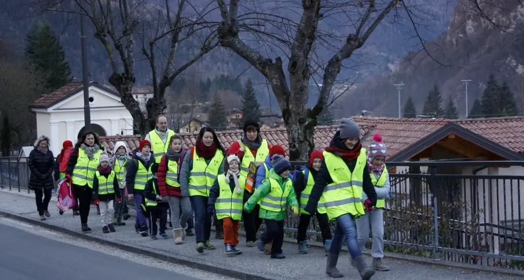 Ledro, sempre di più a scuola col \"Piedibus\"