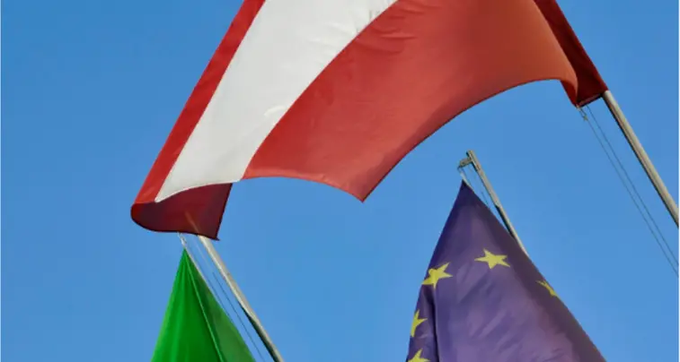Adunata, non solo tricolori Da domani in distribuzione le bandiere della Provincia