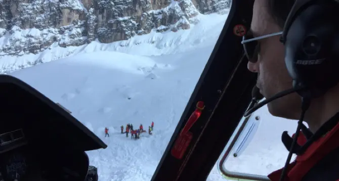 Fuoripista nella zona del Brentei Recuperato dall'elicottero
