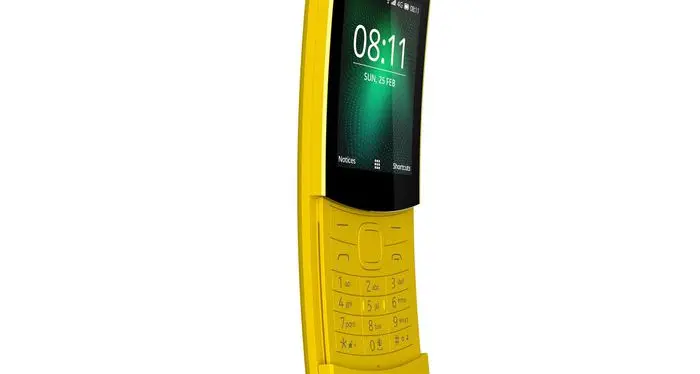 Arriva anche in Italia il Nokia 8110, il telefono di Matrix