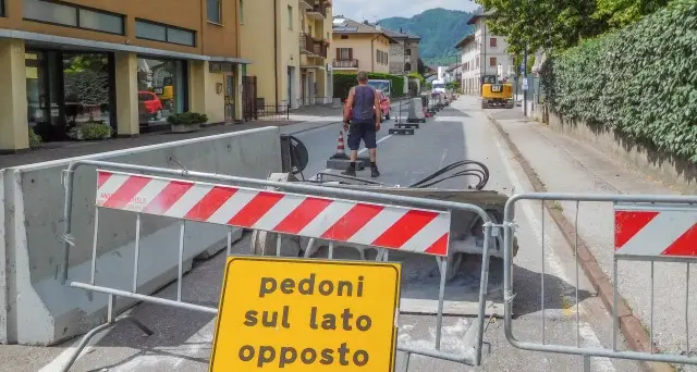 Nuovi dossi in strada per rallentare le auto