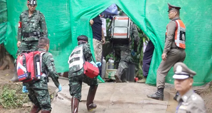 Thailandia, corsa contro il tempo Recuperato anche il 7° ragazzo Nella grotta altri 5 e il mister