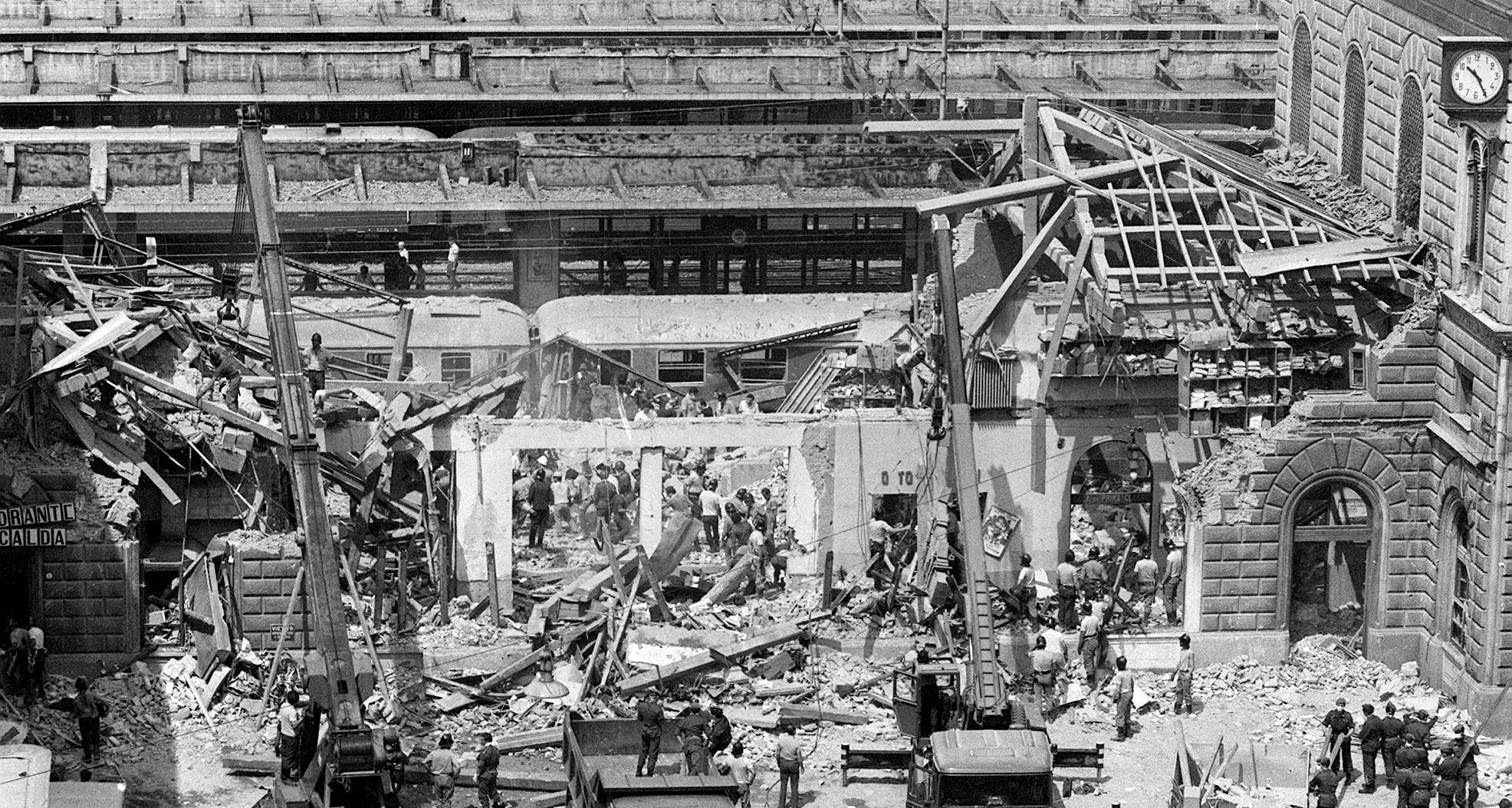 Il dramma della bomba di Bologna nelle vite di chi è sopravvissuto