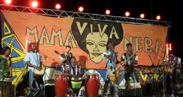 Fino a domenica a Riva c'è il festival \"Mamanera\"