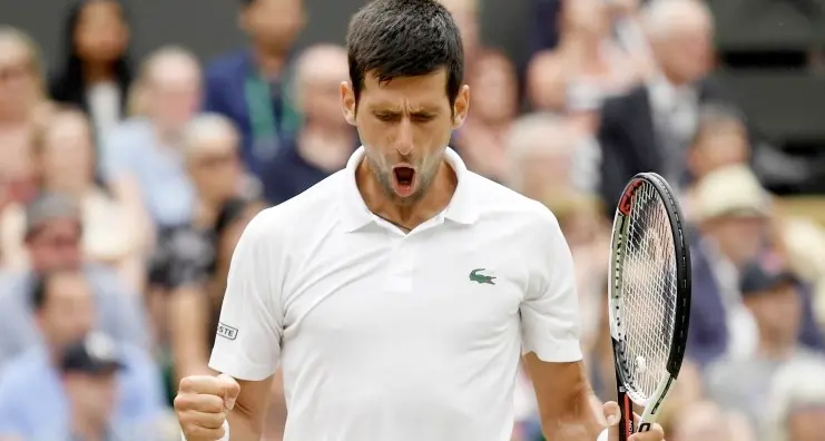 Djokovic è tornato: batte Nadal in una partita epica e vola in finale a Wimbledon
