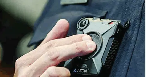 Bodycam in arrivo per i capitreno In un mese stop a 777 passeggeri