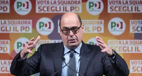 Zingaretti: «Cambiamo tutto o del Pd non resterà più niente»
