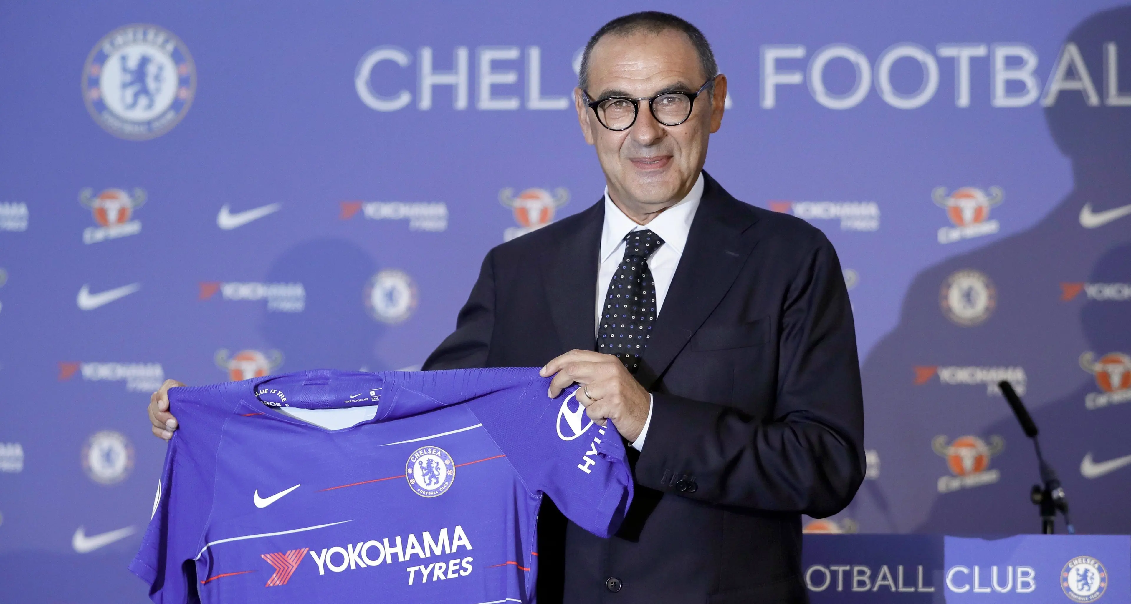 Sarri al Chelsea: «Io speciale? No, sono solo Maurizio»