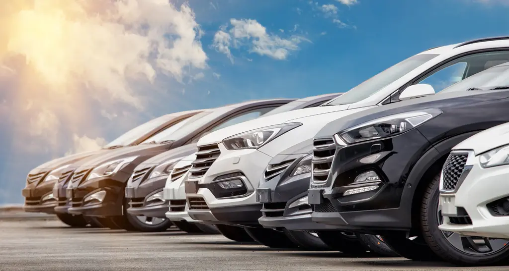Cresce il mercato dell'auto usata In sei mesi 18mila passaggi (+13%) La più richiesta è la Golf