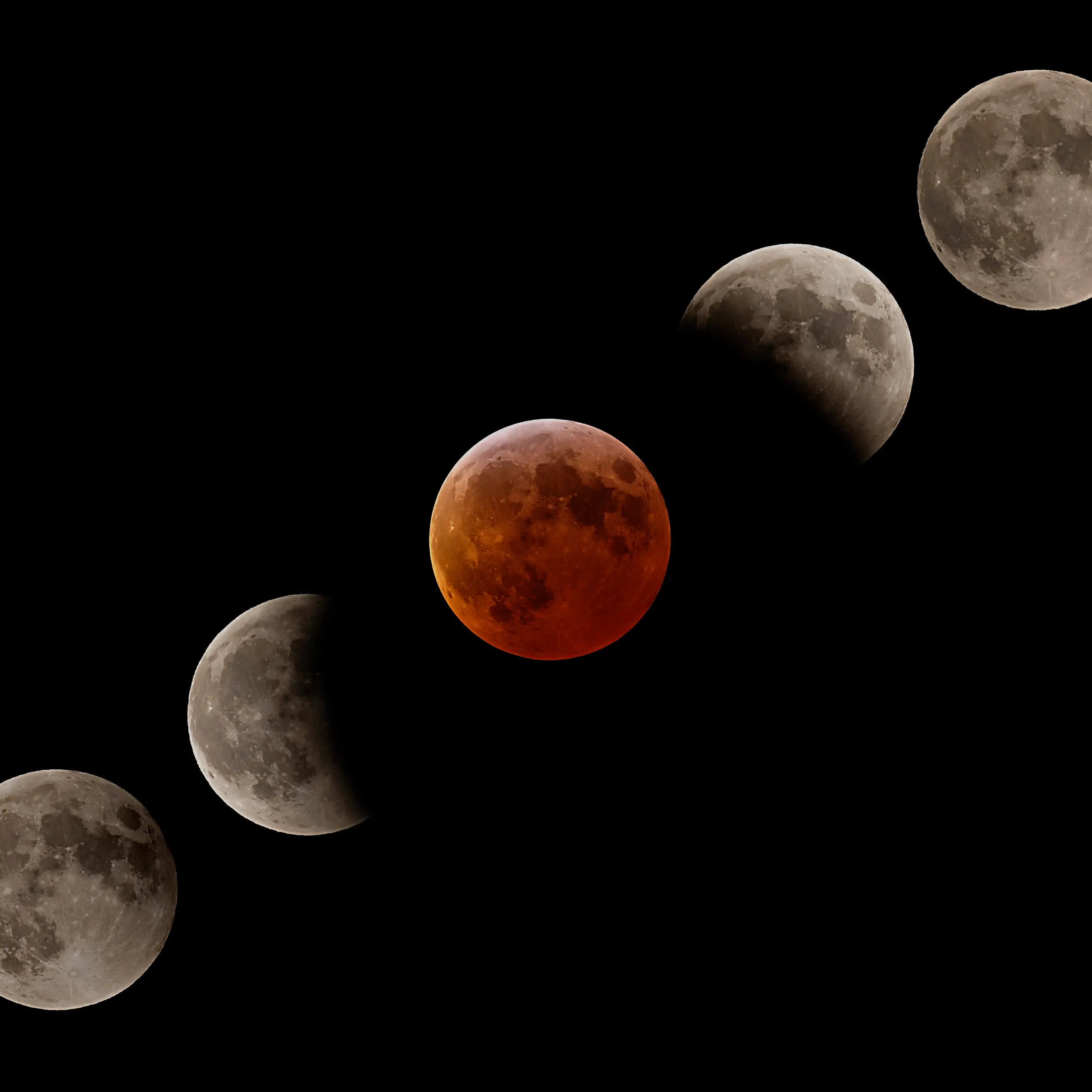 Arriva la Luna Rossa