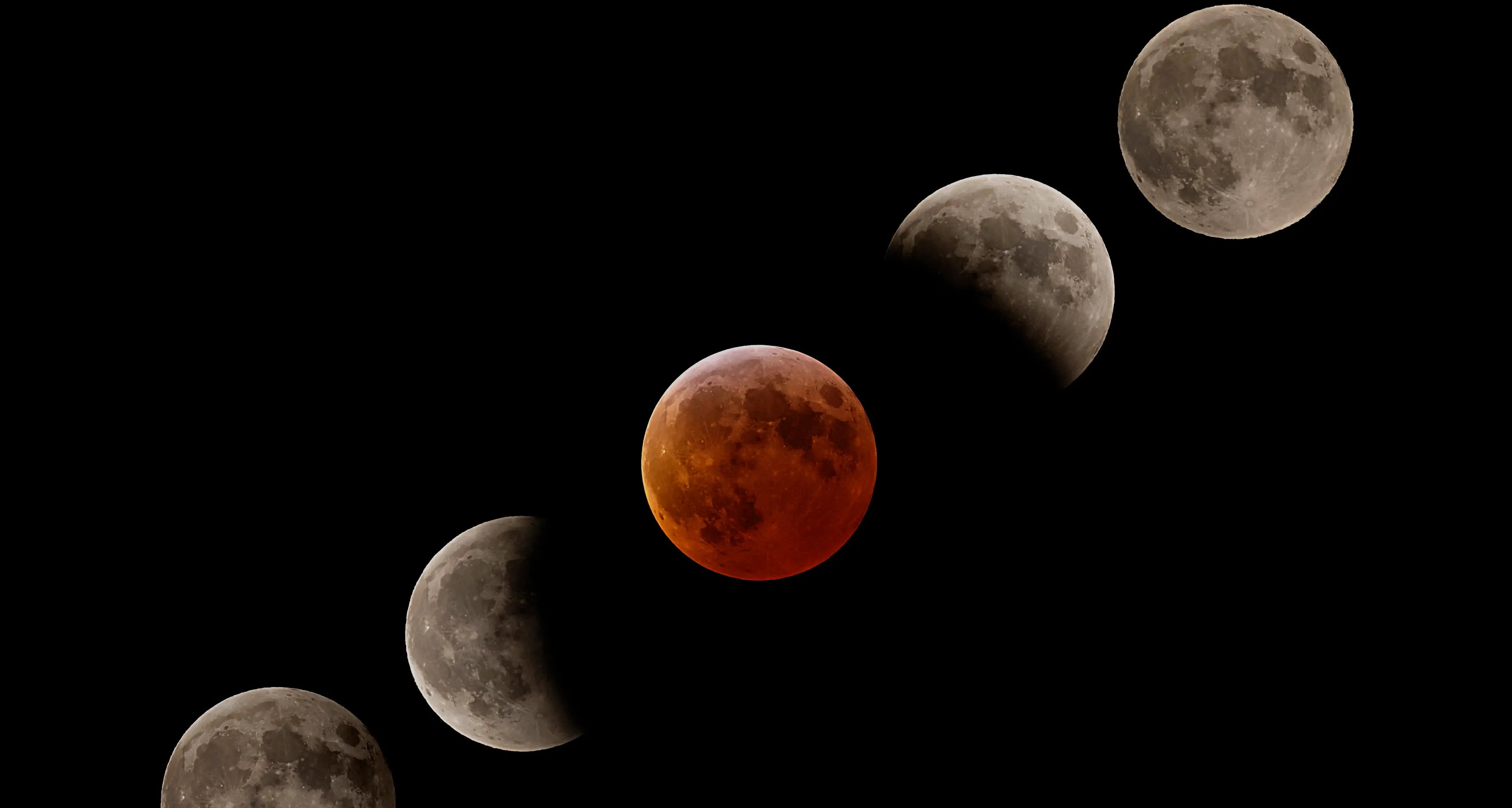 Arriva la Luna Rossa