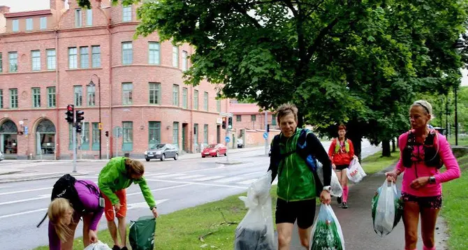 Plogging, correre e raccogliere rifiuti