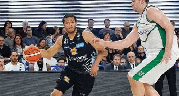 Aquila Basket ad Avellino per cercare l'impresa