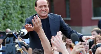 Redditi: Berlusconi al top Conte dichiara 370 mila euro