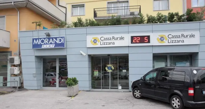 Tenta la rapina col coltello Colpo fallito alla rurale
