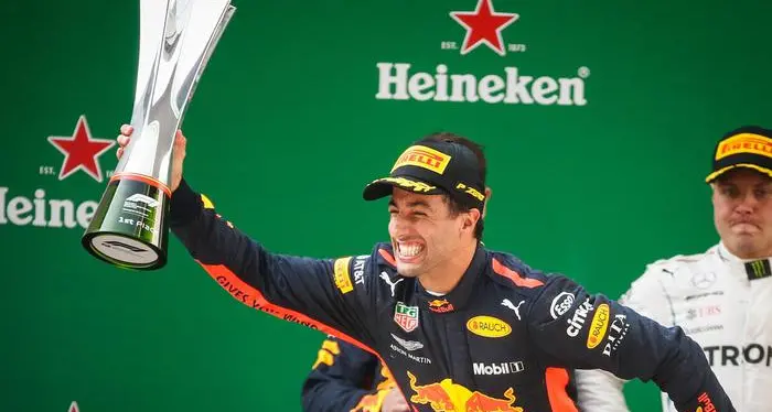 F1: vince Ricciardo, terzo Raikkonen nel Gp di Cina