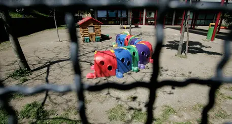 Una bidella accusata pedofilia si uccide nel Cagliaritano