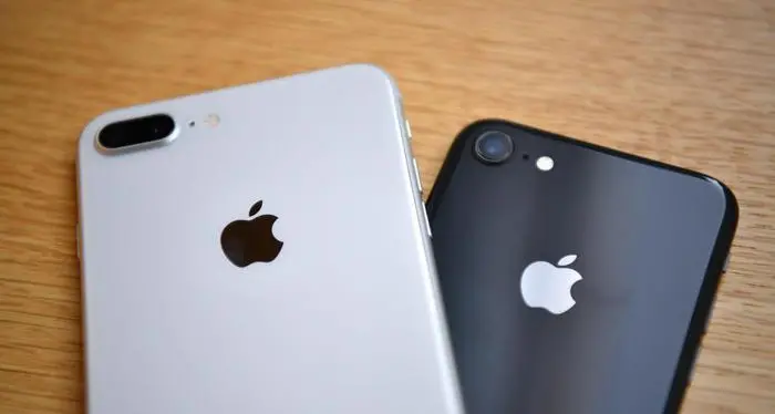 La batteria dei nuovi iPhone durerà di più