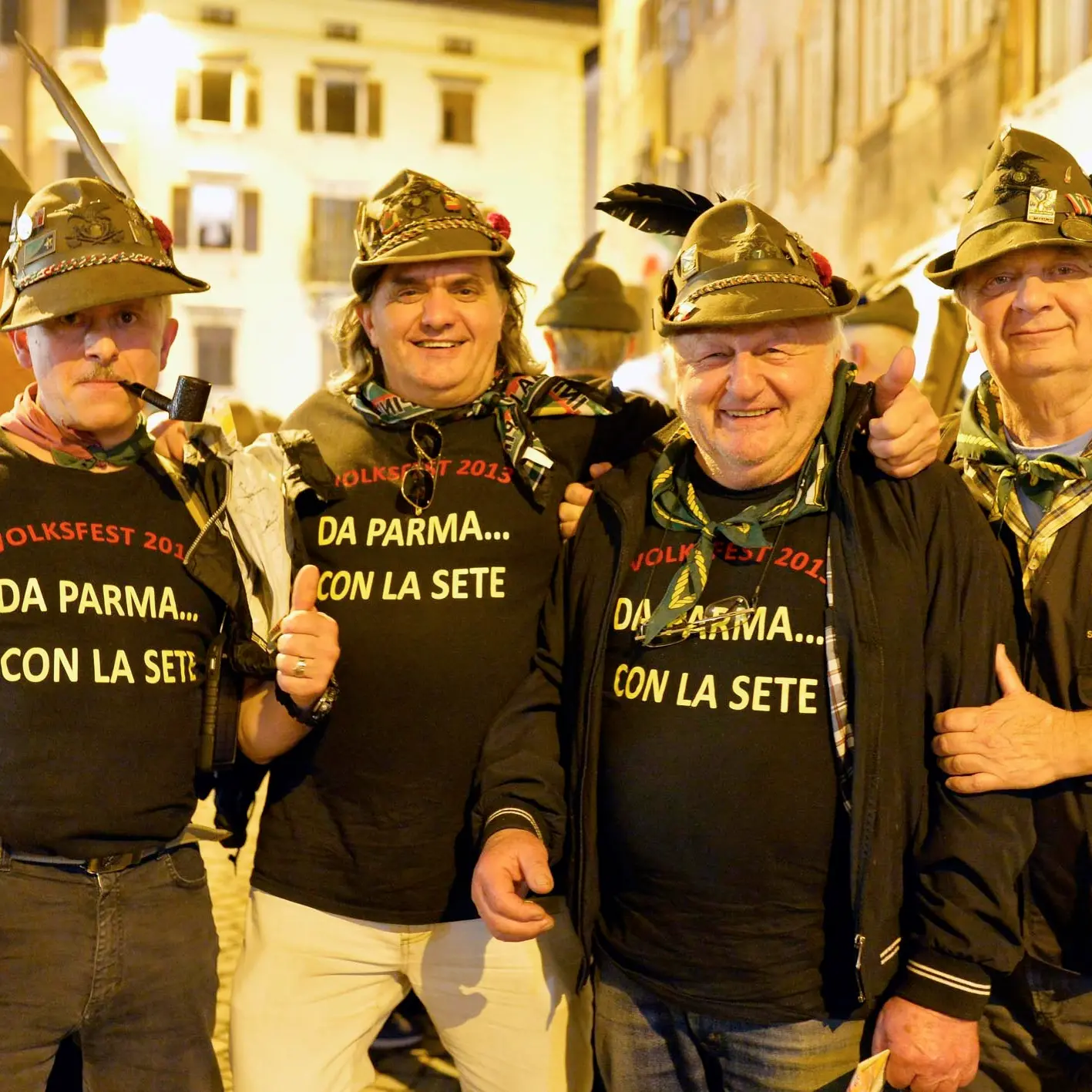 Il miracolo degli Alpini: Trento tollerante e green Una città aperta e in festa, senza polemiche