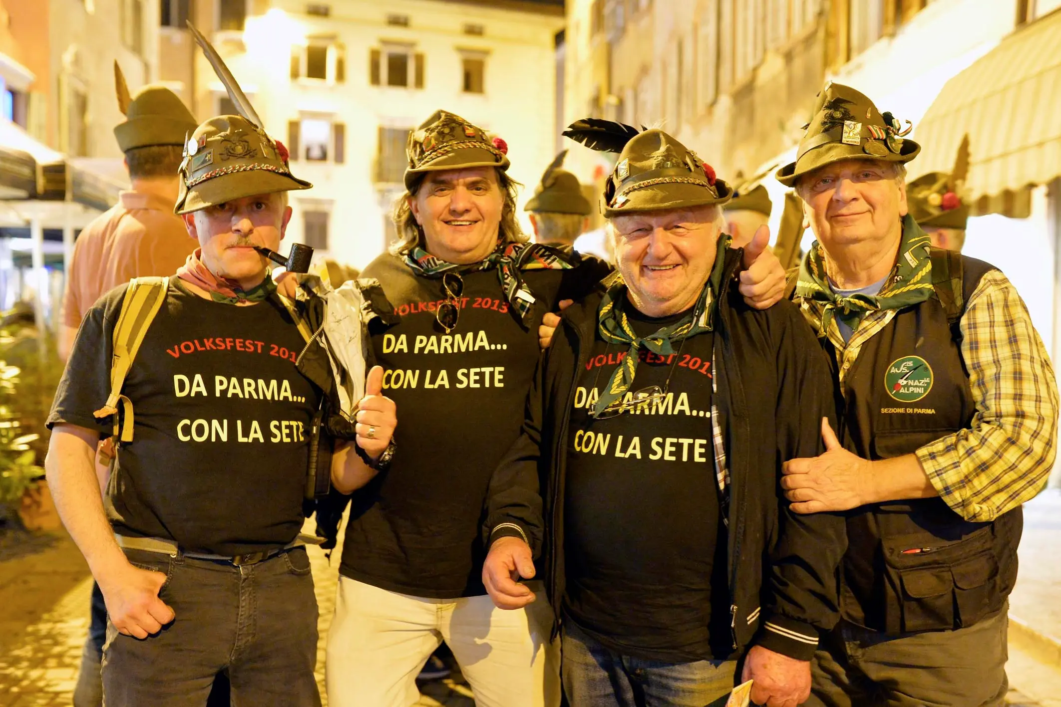 Il miracolo degli Alpini: Trento tollerante e green Una città aperta e in festa, senza polemiche