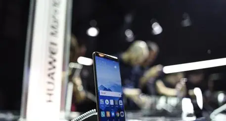 Riparte il mercato degli smartphone In Italia Huawei sorpassa Samsung