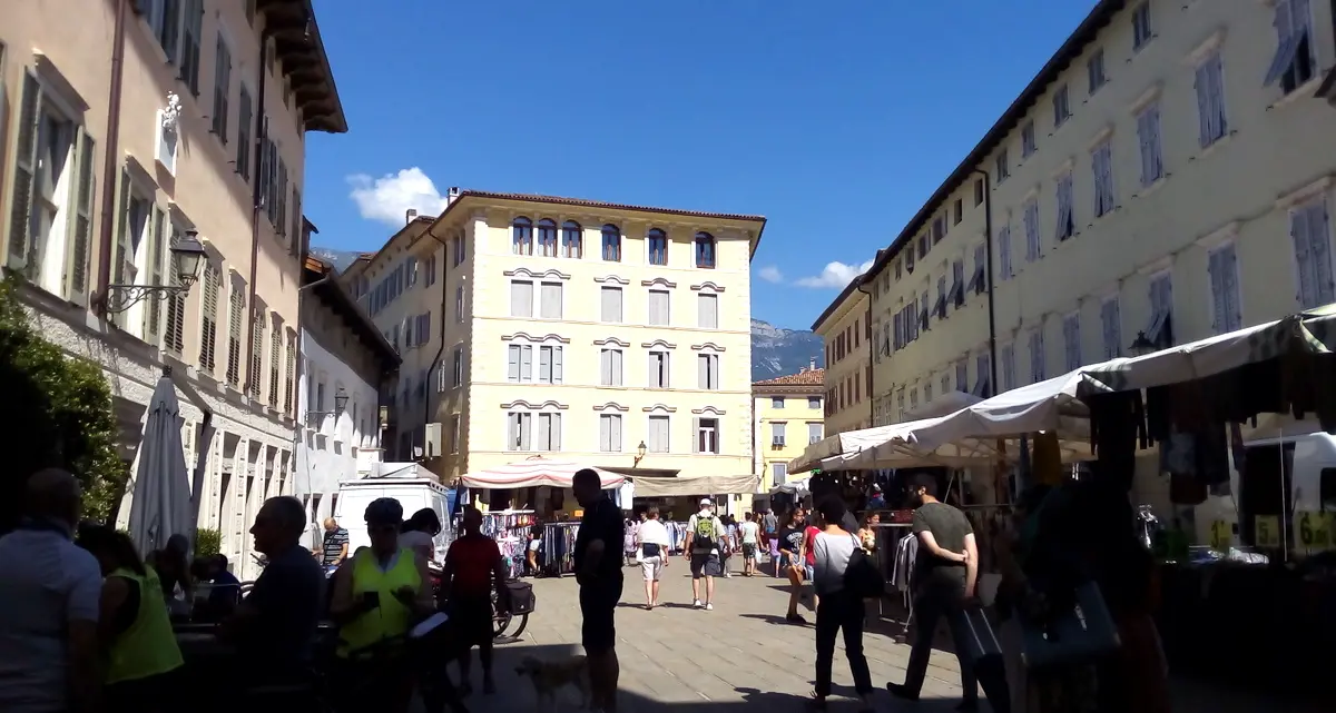 Rovereto, c'è il Giro d'Italia Salta il mercato, scuole chiuse