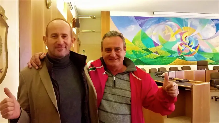 Bar spiaggia libera Levico ex Big Fish - asta Andrea Antoniolli (sx) e Gino Antoniolli (dx), aggiudicatario del Bar e titolare della Summertime srl