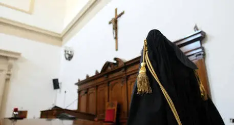 Dall'amore a un incubo terribile Stalking su una donna disabile