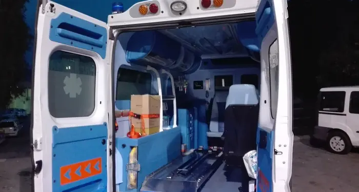 Frigo in fiamme sul camper In ospedale due turisti