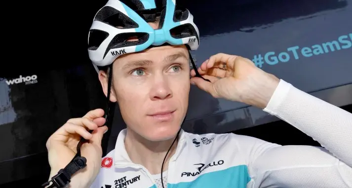 Impresa Froome: in fuga da solo per 83 km Stacca tutti e si prende la maglia rosa