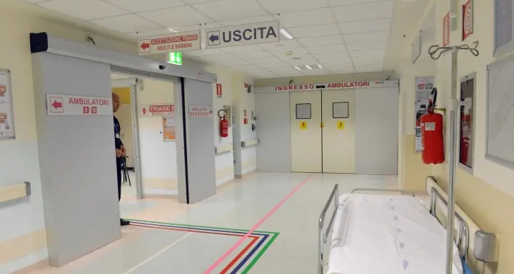 Attesa di 10 ore in pronto soccorso per un'anziana di 94 anni
