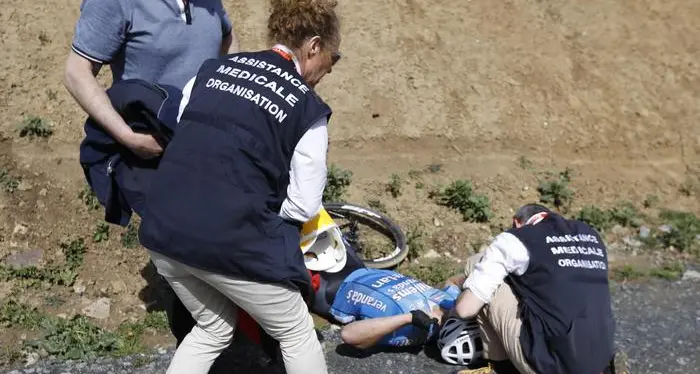 Muore d'infarto alla Parigi-Roubaix Goolaerts non ce l'ha fatta