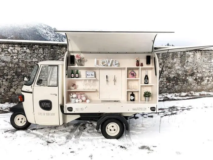 Bolzano - Start up tirolese Apemio sviluppa Ape per matrimoni e feste.