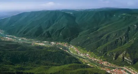 Lungo il fiume Brenta si fondono cinque comuni