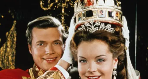 La principessa Sissi si prende il teatro Sociale