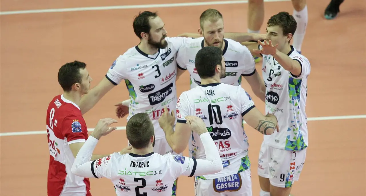 Playoffs 6, sarà derby: Diatec contro Civitanova